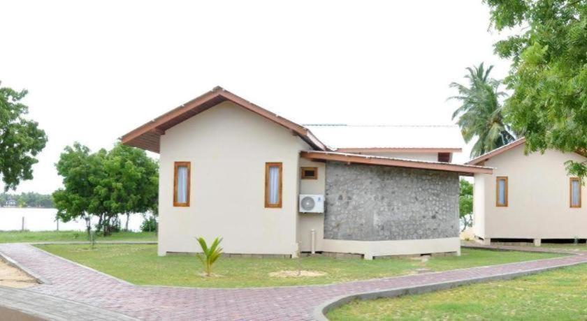 Naaval Hotel Batticaloa Kültér fotó