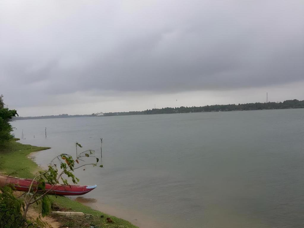 Naaval Hotel Batticaloa Kültér fotó