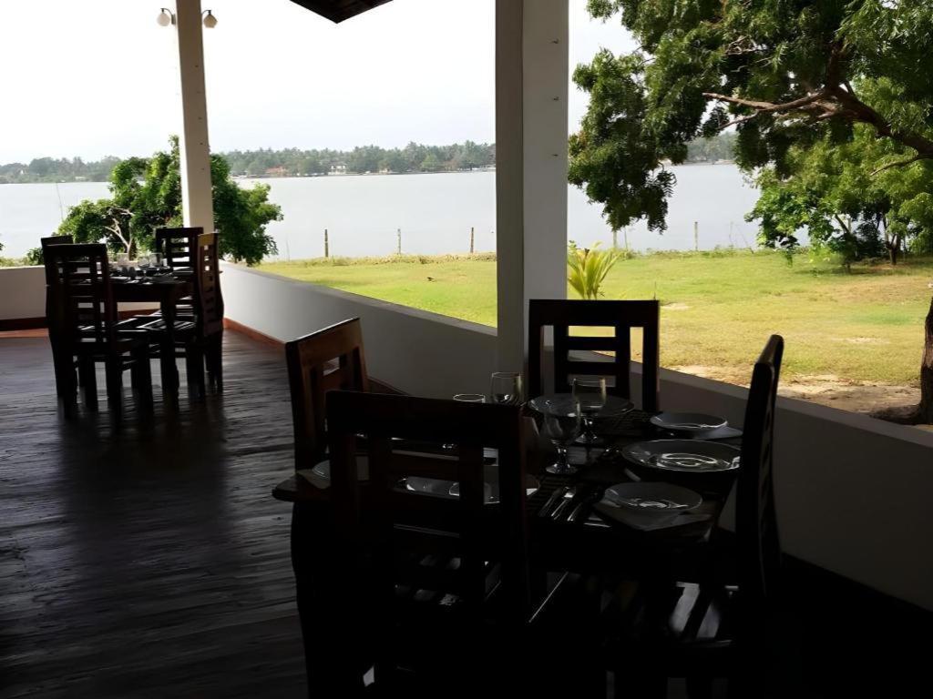 Naaval Hotel Batticaloa Kültér fotó